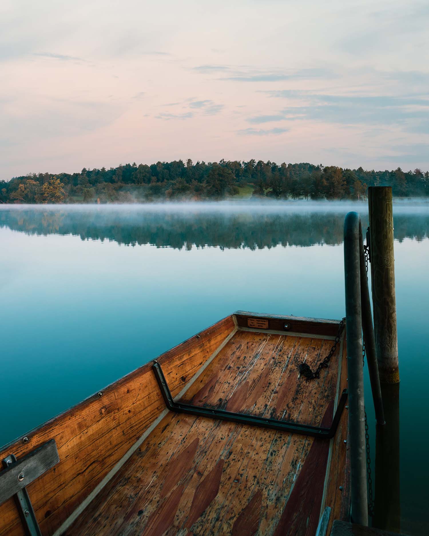 picture of a boat on the lake katzensee